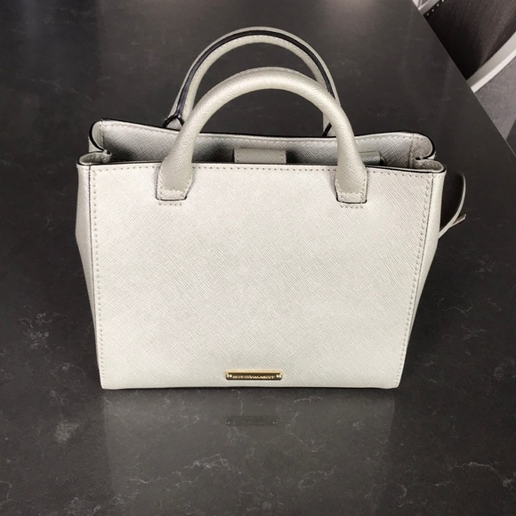 Rebecca Minkoff Gold Crossbody Like New Worn Once - Picture 3 of 15